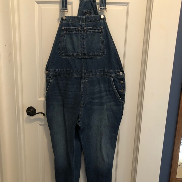 GAP Jean Overalls Never Worn - Picture 4 of 5